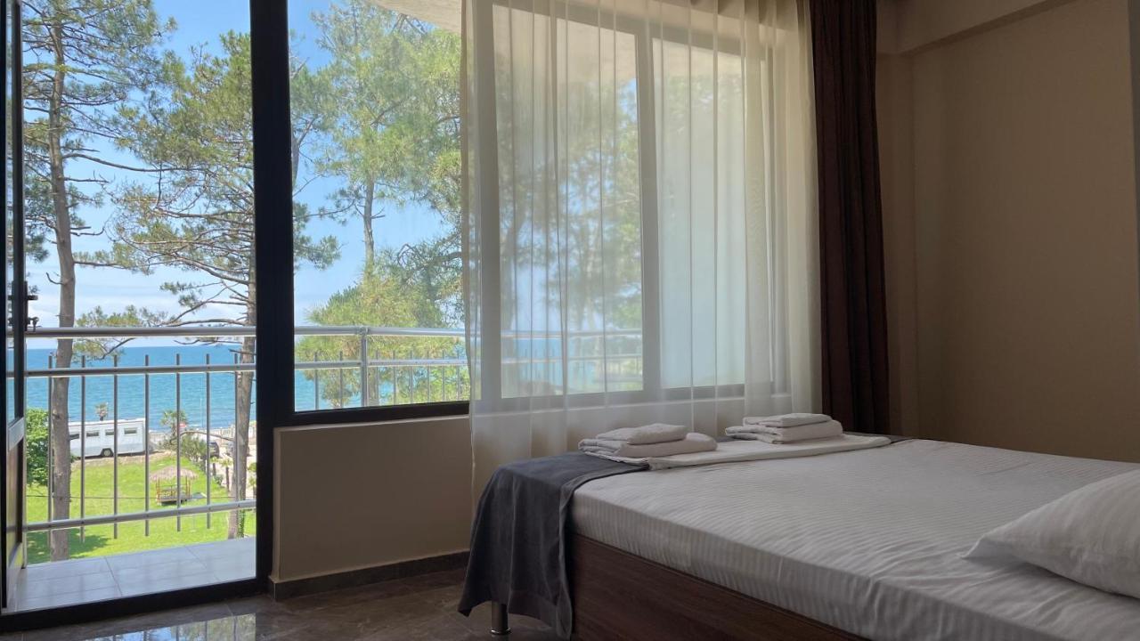 Samni Hotel ウレキ エクステリア 写真