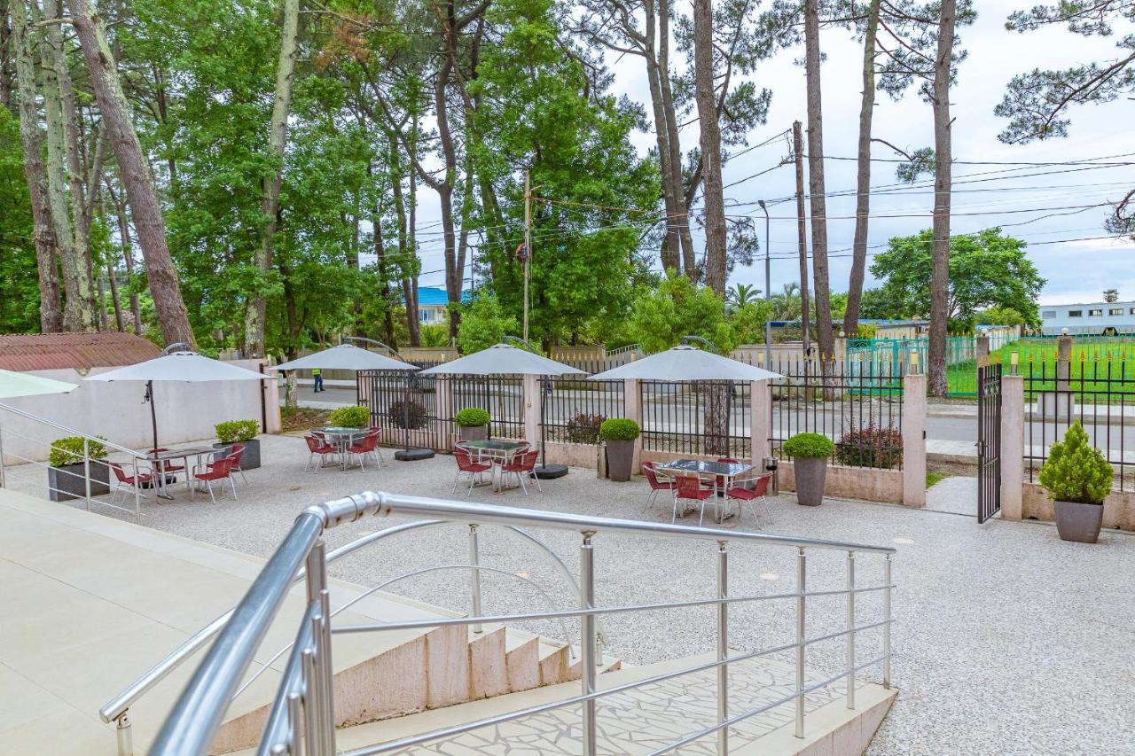 Samni Hotel ウレキ エクステリア 写真