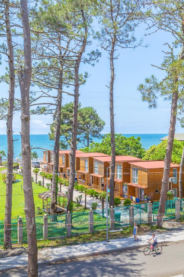 Samni Hotel ウレキ エクステリア 写真