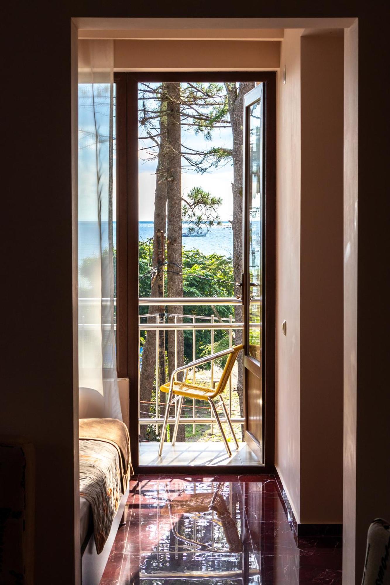 Samni Hotel ウレキ エクステリア 写真