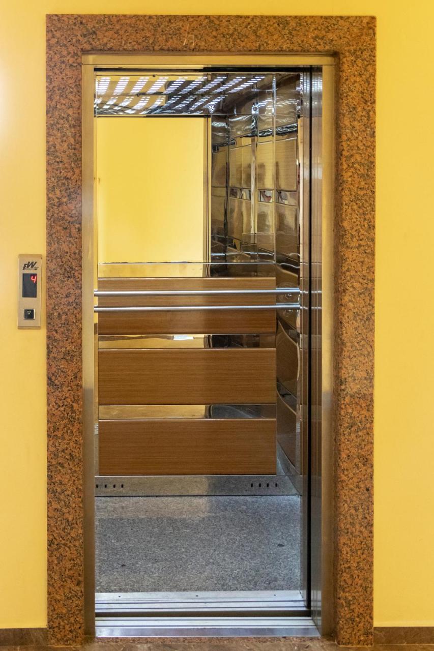Samni Hotel ウレキ エクステリア 写真